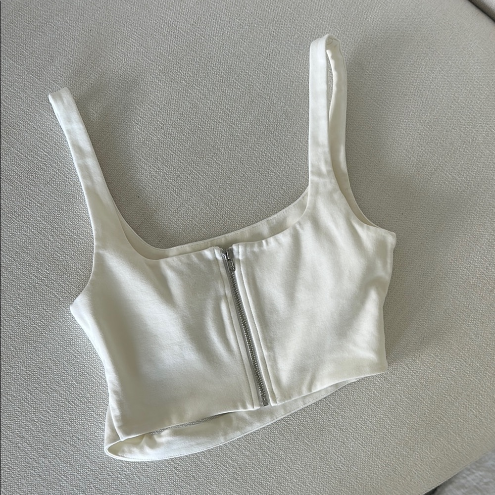 h:ours Ivory Sleeveless Top - Picture 3 of 3